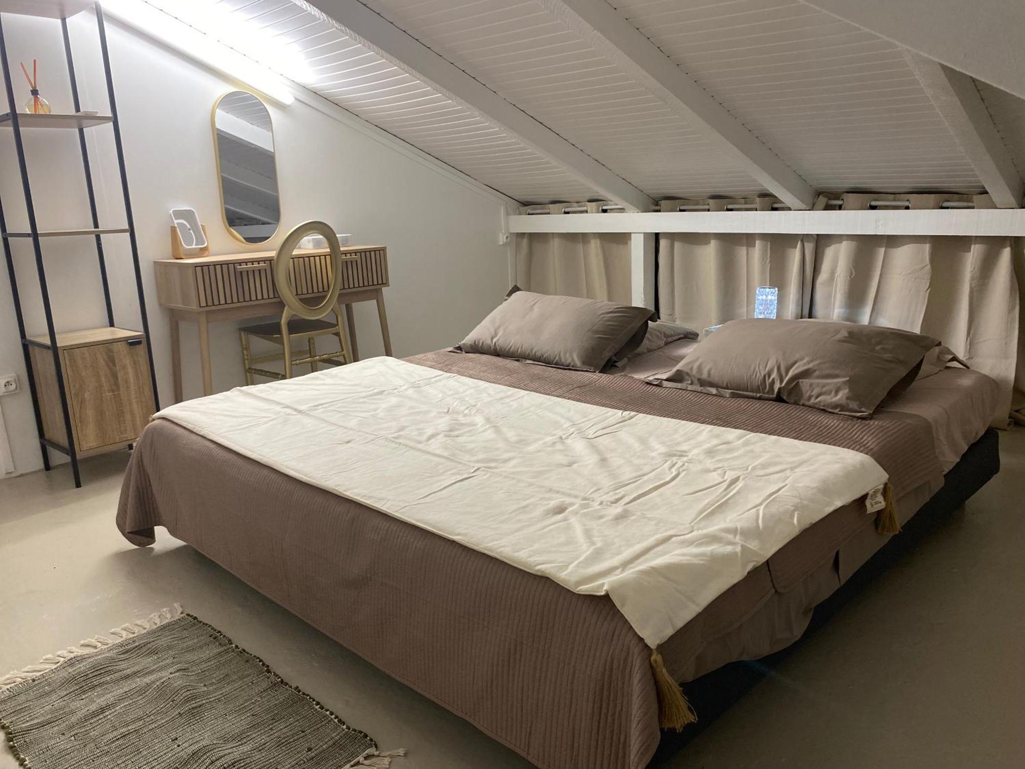 L'ismenia Homestay *